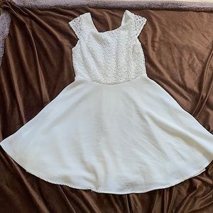 Altar’d State, Dress, Size Medium, White